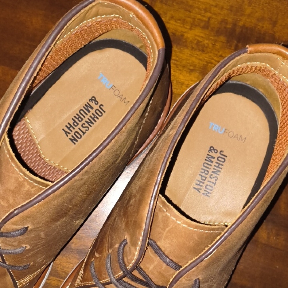 Johnston Murphy Brown Leather Chukka Boots - Picture 3 of 5